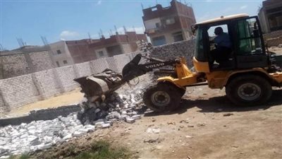 محافظ الجيزة: إزالة تعديات على أراضي الدولة ببولاق الدكرور واستغلالها في إقامة موقف أتوبيسات