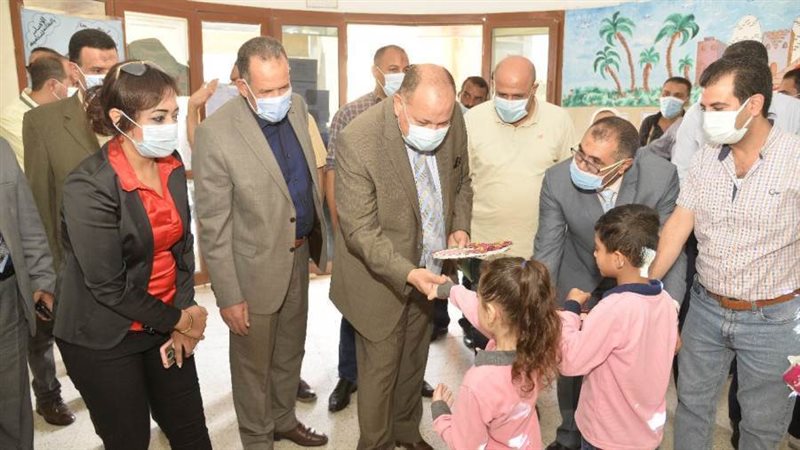 محافظ أسيوط يتفقد