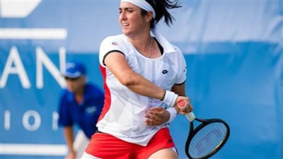 أنس جابر تصطدم بـ