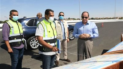 عاجل| الرئيس السيسي يتفقد أعمال تطوير الطرق والمحاور الجديدة بالقاهرة الكبرى