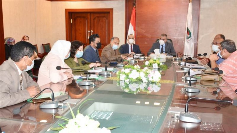 من الاجتماع