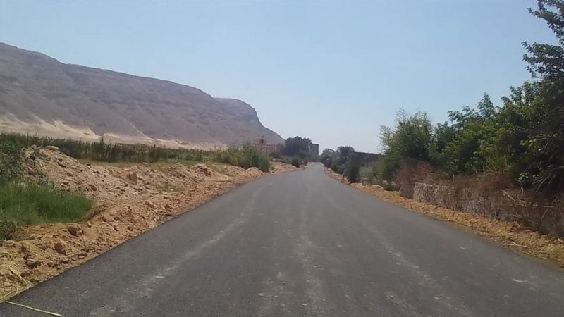 جانب من اعمال الرصف