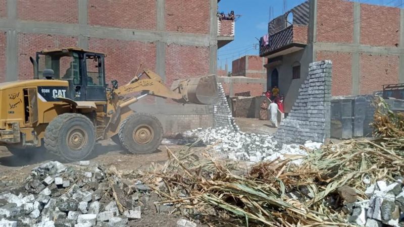 جانب من حملة الإزالات