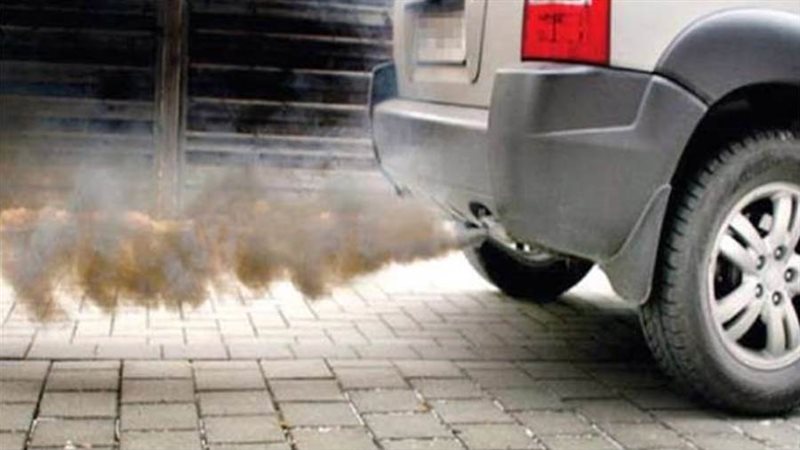 عوادم السيارات