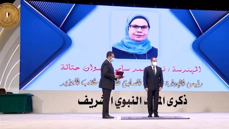 الرئيس السيسي اثناء