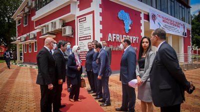 وزيرة الصحة تشهد افتتاح المركز الطبي المصري للرعاية الصحية بأوغندا