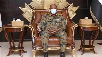 البرهان يؤكد حرصه والتزامه بدعم وإنجاح الفترة الانتقالية بالسودان
