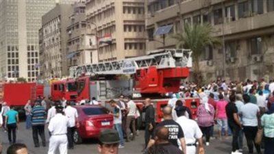 الحماية المدنية تقدم المساعدة لسيدة مسنة وتقوم بنقلها لإحدى المستشفيات بالقاهرة