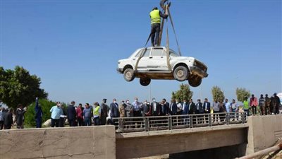 محافظ المنيا يتفقد طابور اصطفاف المعدات والمركبات للتعامل مع الأزمات والطوارئ