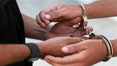 ضبط أحد الأشخاص لقيامه بممارسة نشاط إجرامي في مجال بيع وشراء العملات الافتراضية