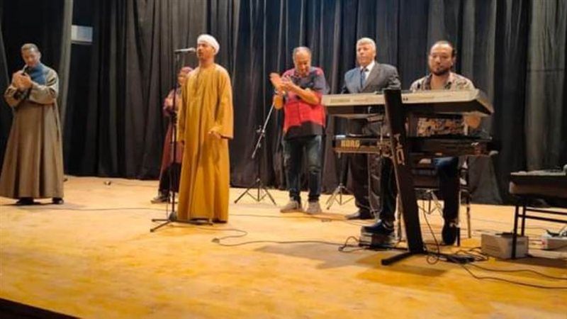 احتفالات فنية وانشاد