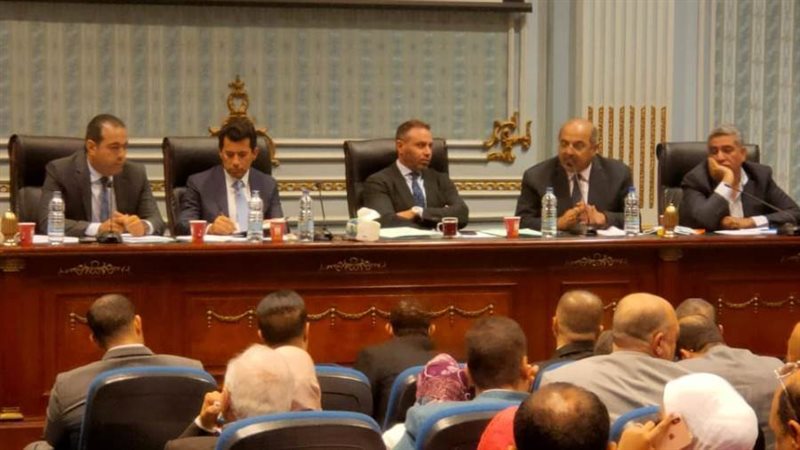 جلسة أحمد مجاهد في