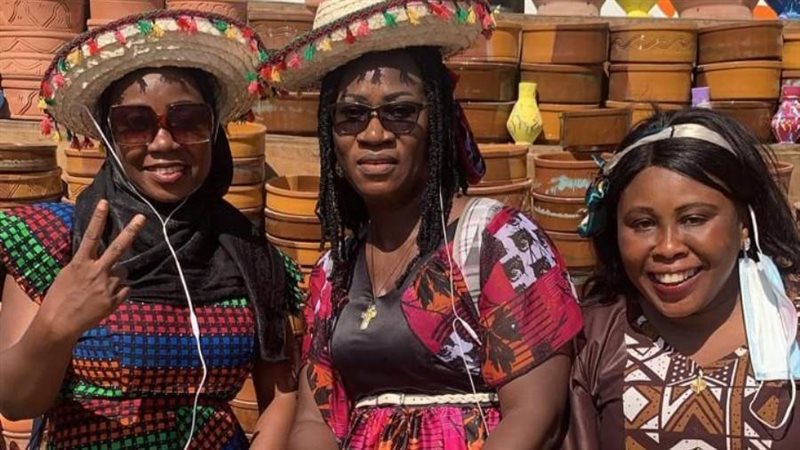 أفريقيات في زيارة