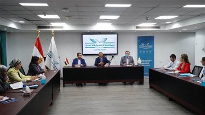 الاعتماد والرقابة الصحية تبحث مع الوكالة الفرنسية الدعم الفني للتأمين الصحي الشامل