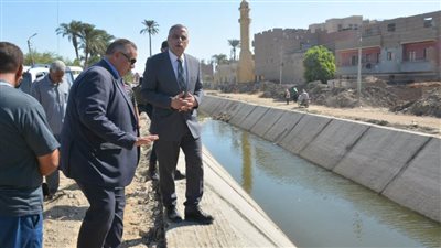  محافظ سوهاج يتفقد أعمال المشروع القومي لتبطين الترع بمركز ساقلتة