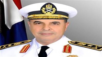 احتفال القوات البحرية بعيدها الرابع والخمسين بتنفيذ عدد من التشكيلات البحرية والجوية