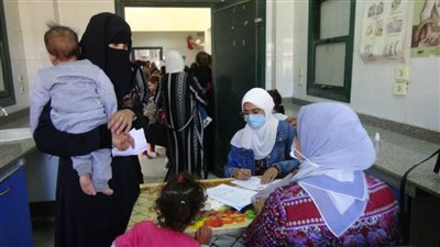 جامعة المنيا تنظم قافلة طبية متعددة التخصصات لقرية 