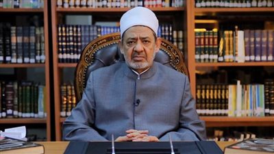 شيخ الأزهر يعزي السفير قدري عبد المطلب في وفاة والد حرمه