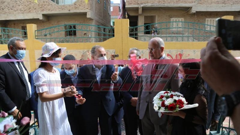 افتتاح المدارس