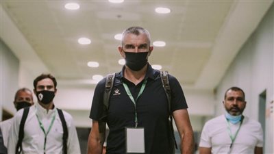 كارتيرون يعلن تشكيل الزمالك أمام توسكر