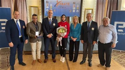 تكريم قبرصي لفريال أشرف بطلة مصر في الكاراتيه