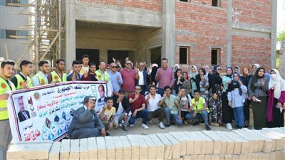 طلاب إعلام سوهاج يتفقدون مشروعات 