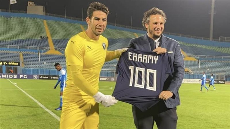 شريف إكرامي وممدوح