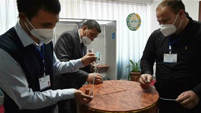 انتهاء عملية التصويت في الانتخابات الرئاسية في أوزبكستان