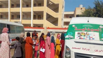 الكشف على ١٦٤٢ مواطنا في قافلة علاجية مجانية بقرية نديبة بالبحيرة