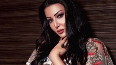 سمية الخشاب بعد خسارة مانشستر يونايتد: اللي لسة مؤمن بقدرات المدير الفني 