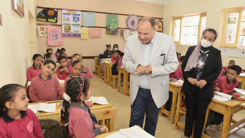 محافظ أسيوط يتفقد