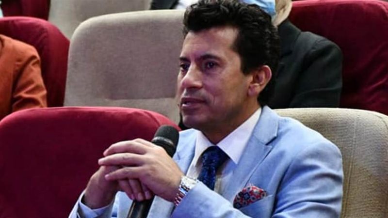 الدكتور أشرف صبحي