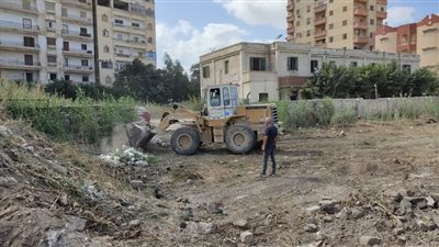 حملة لإزالة التعديات على أراضي 