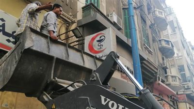 محافظ الإسكندرية: حملات مكثفة لإزالة فوضى الإعلانات أسفرت عن إزالة ٦٠٣ إعلانات مخالفة 