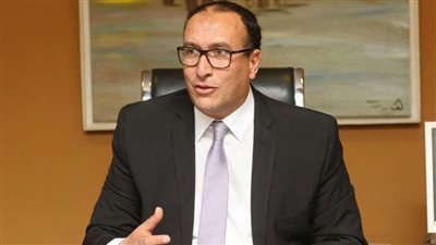 رئيس دار الأوبرا يفتتح 