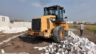 إزالة 24 حالة تعدٍ على المجاري المائية فى حملة مكبرة بالبحيرة 