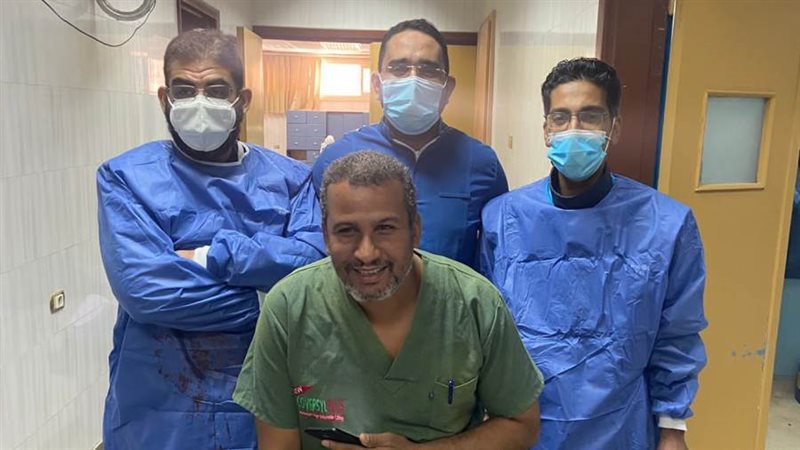 الفريق الطبي