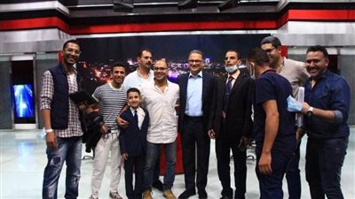 عاجل.. فريق عمل 