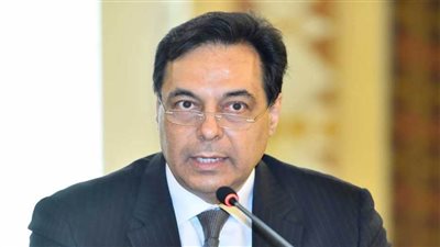 رئيس وزراء لبنان السابق يرفع دعوى على الدولة بسبب اتهامه في انفجار مرفأ بيروت