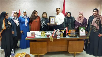 زراعة دمياط تكرم 