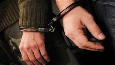 ضبط عنصر إجرامي تخصص في سرقة المتاجر بالقاهرة