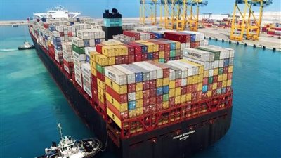  تداول 13 سفينة بموانئ بورسعيد