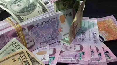 لبنان: انخفاض ملحوظ بسعر صرف الليرة أمام الدولار
