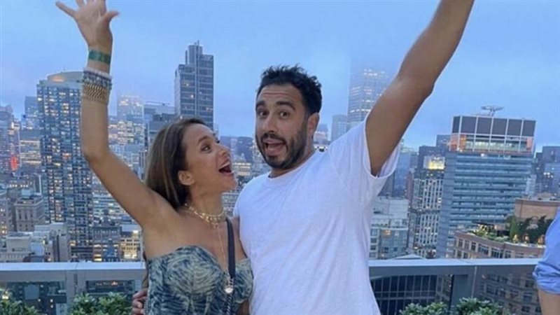 عاشور و نيللي كريم