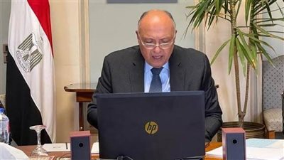 وزير الخارجية يعقد جلسة مباحثات مع المبعوث الأممي إلى ليبيا