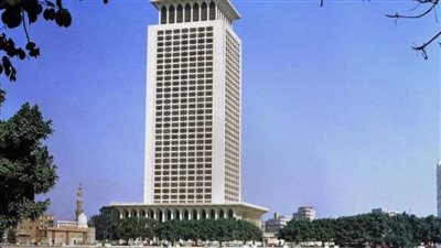 مصر تدين التفجير الإرهابي بمحيط مطار عدن الدولي 