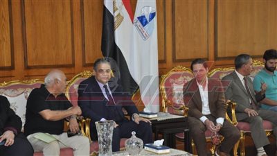 جامعة كفر الشيخ تستقبل وفدًا هولنديًا لبحث التغيرات المناخية والزراعة الذكية