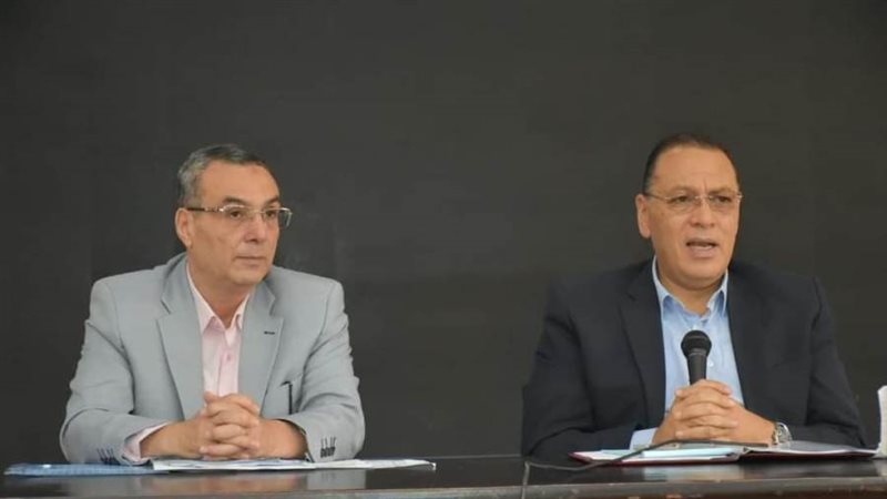 محافظ الشرقية ووكيل