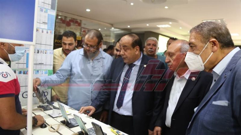 افتتاح المعرض