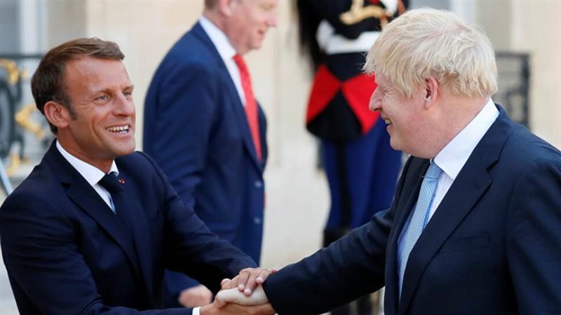 ماكرون وجونسون يتفقان